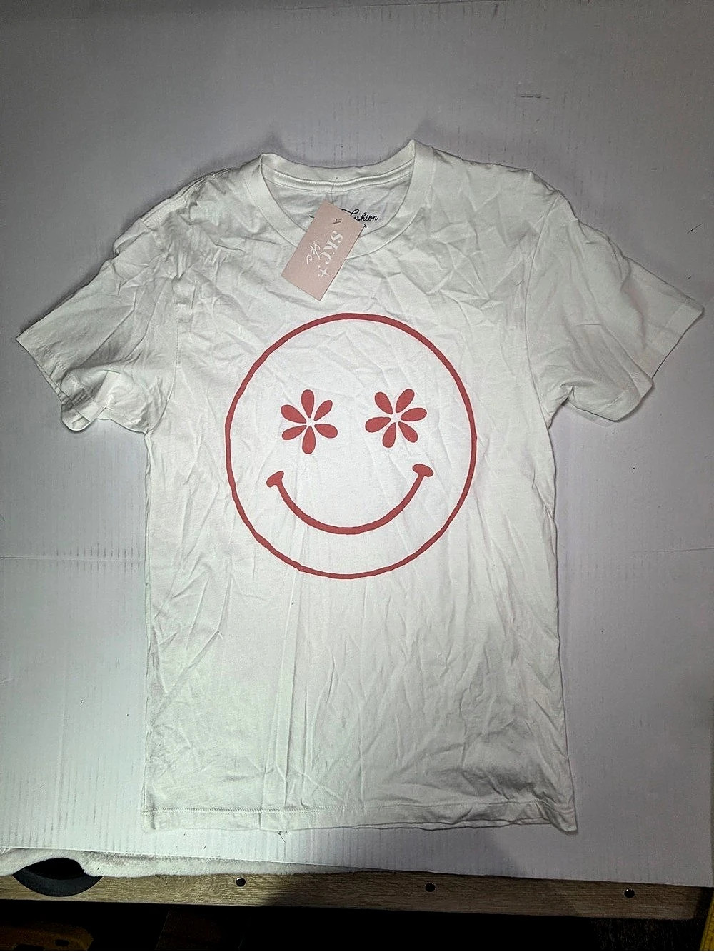 Smiley Face Short Sleeve Tee in White NWT